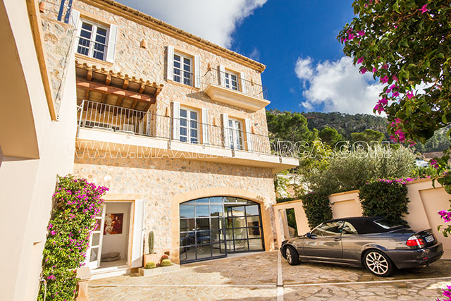 villa_riviera_maison_mallorca_lambert_loewe_bose_puerto andratx_mallorca_cala_llamp_gran_folies_beach_www.maxmallorca.com_max_mallorca_copyright_33c.jpg